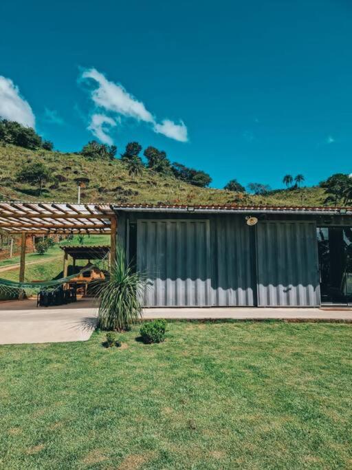 Casa Container Com Spa E Linda Vista Para A Serra Da Mantiqueira Villa Bueno Brandao Bagian luar foto